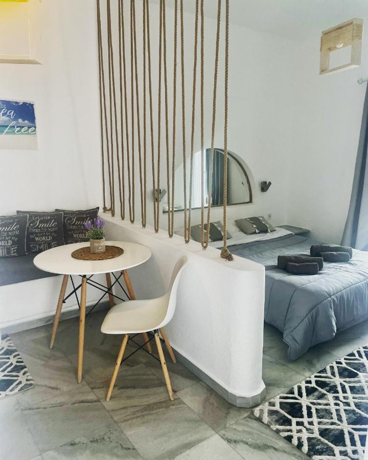 Santanna White Houses Parikia  Ngoại thất bức ảnh